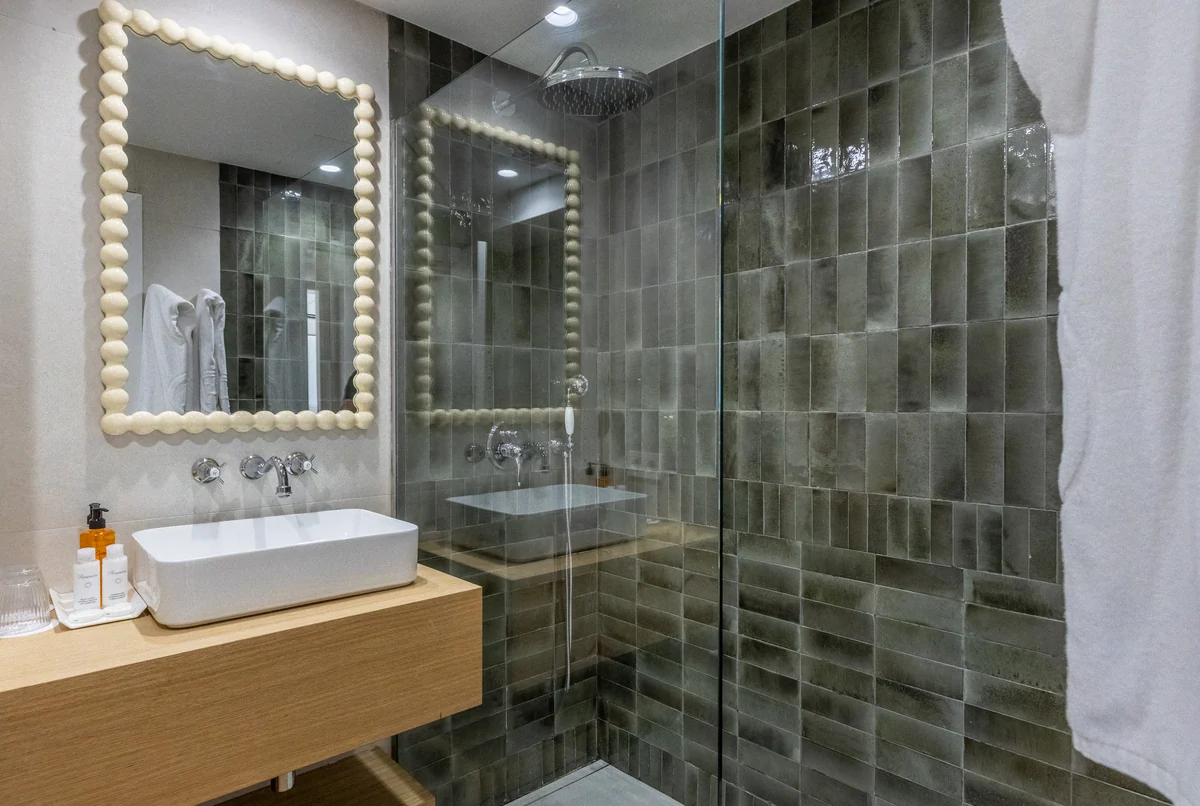 25_hoposa_panorama_Enjoy Baño del apartamento Premium del Hoposa Panorama